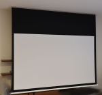 Vgradno projekcijsko platno